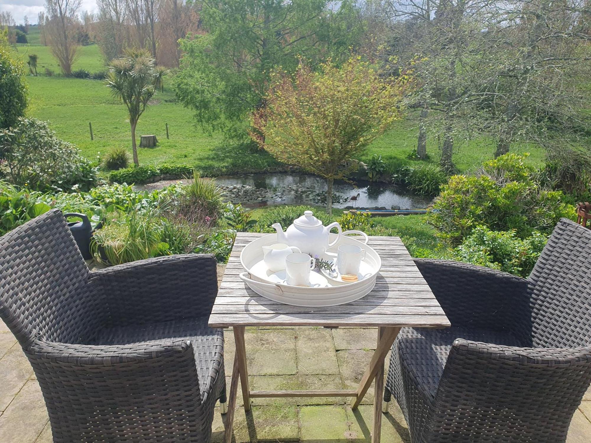 Streamside Country Manor Bed & Breakfast Walton ภายนอก รูปภาพ