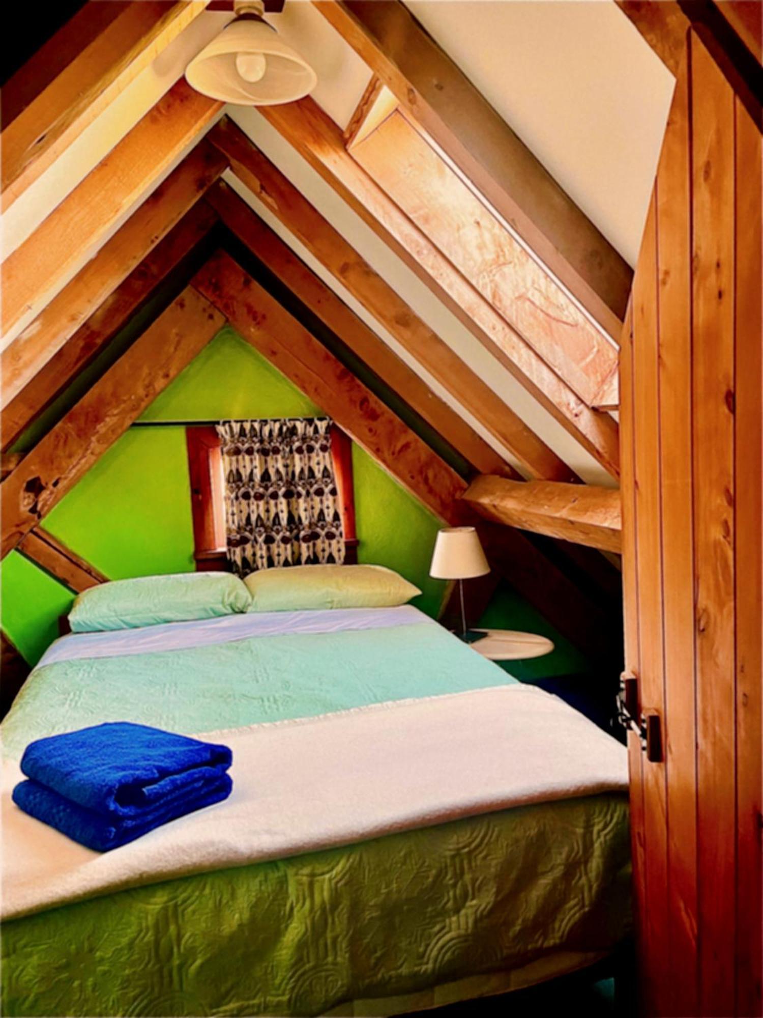 Streamside Country Manor Bed & Breakfast Walton ภายนอก รูปภาพ